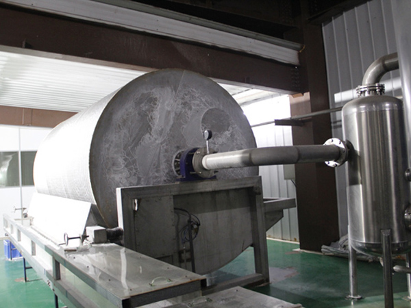 Starch dewatering machine for potato starch processing