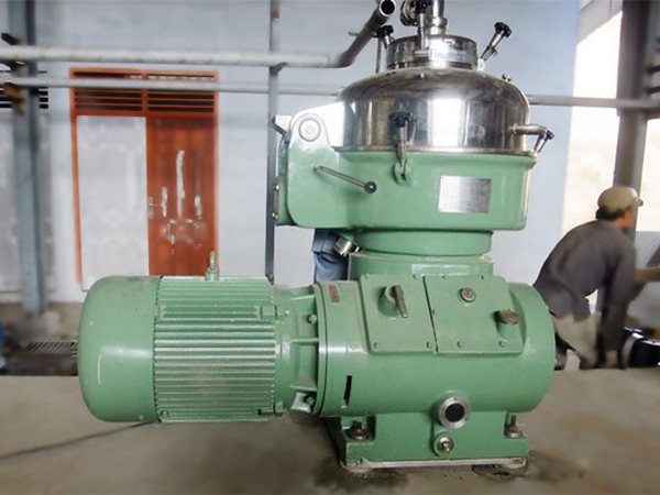 Disc centrifuge